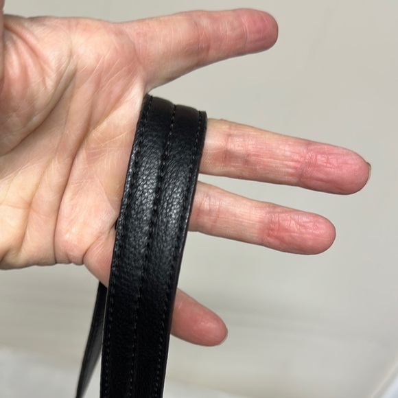 B. Makowsky Durango Soft Leather Convertible Crossbody Shoulder Handbag Black - Picture 14 of 14